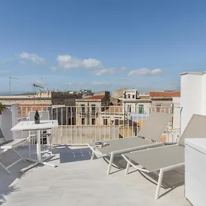 Ortygia Con Terrazza Sul Mare E Jacuzzi Syracuse
